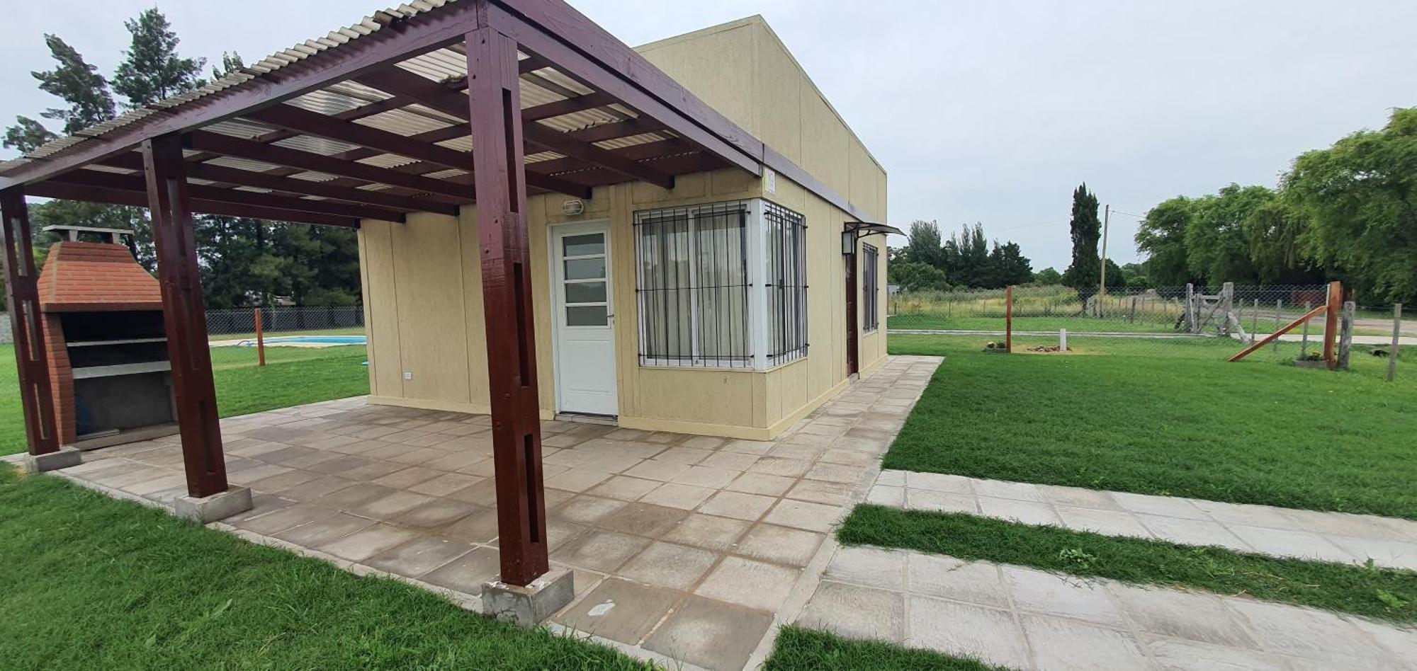 Casa Con Pileta, Parrilla Y Cochera Cubierta * Chascomus